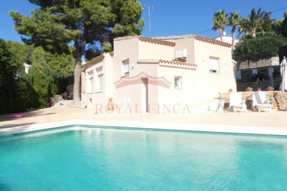 Chalet - Revente - Denia -
                Center
