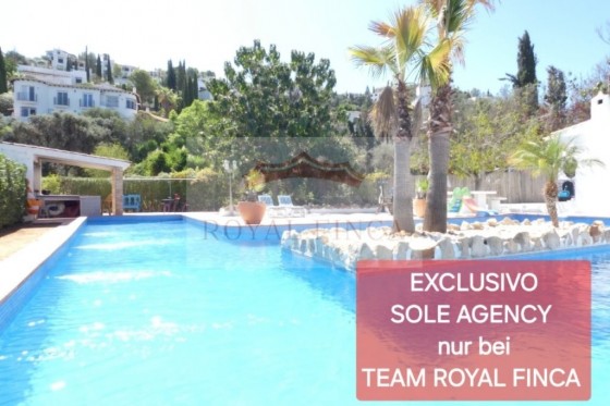 Villa / Doppelhaushälfte - Resale - Denia -
                Devesses - Monte Pego