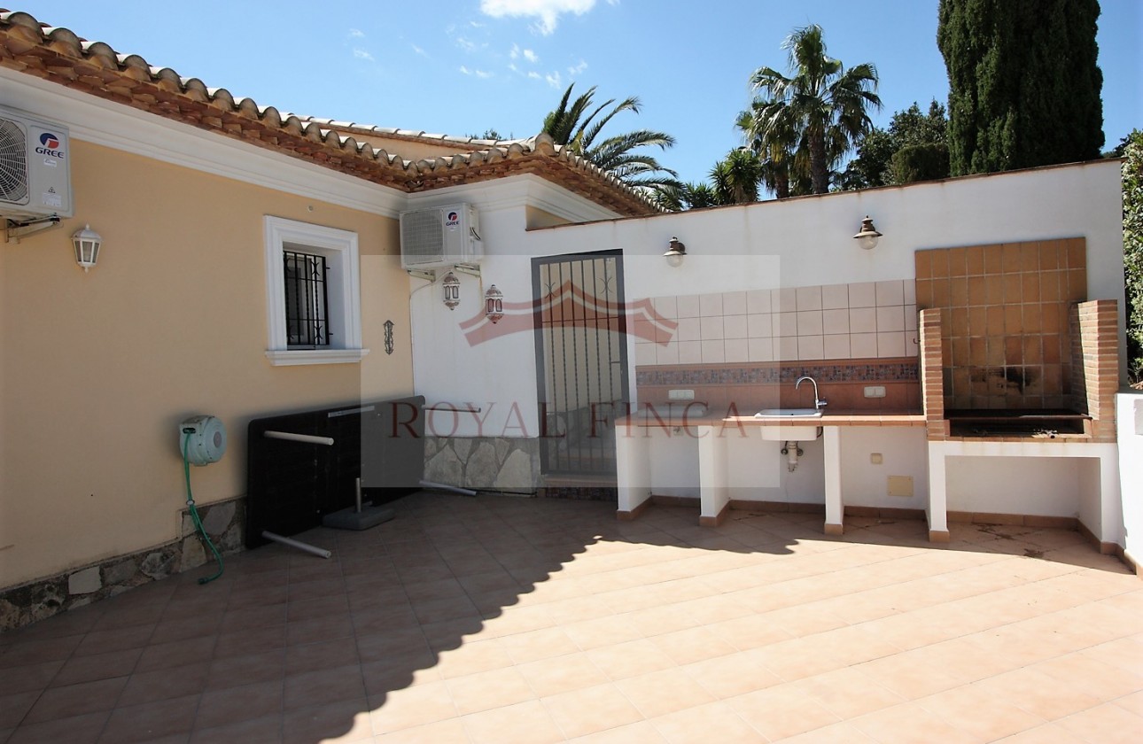 Venta - Chalet -
Ràfol D'Almúnia