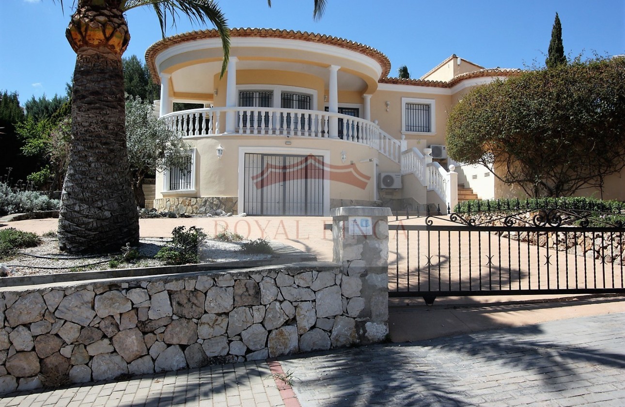 Venta - Chalet -
Ràfol D'Almúnia