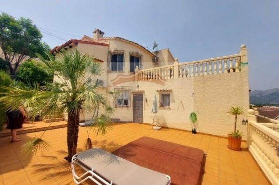 Sale - Chalet -
Benidoleig - Costa Blanca 