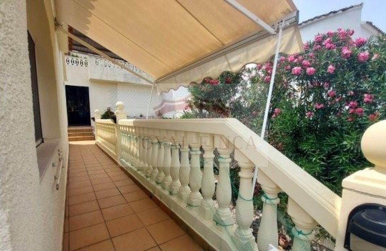 Sale - Chalet -
Benidoleig - Costa Blanca 