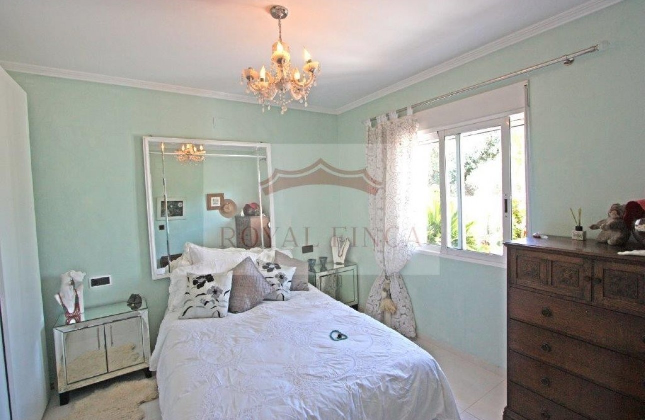 Revente - Chalet -
Vergel