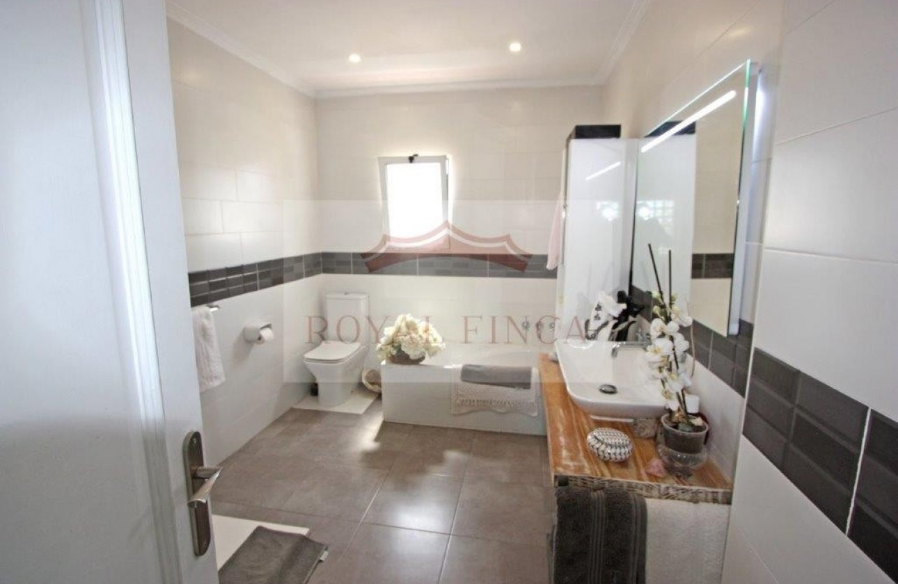 Revente - Chalet -
Vergel