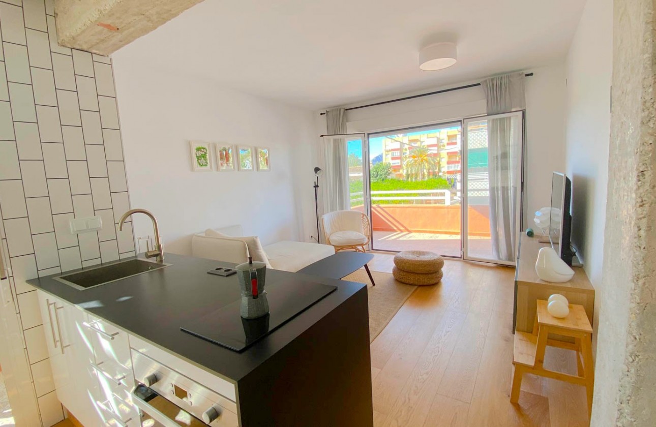 Sale - Apartment / flat -
Denia - Montgó