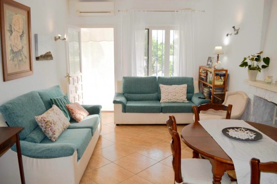 Sale - Chalet -
Denia - Montgó