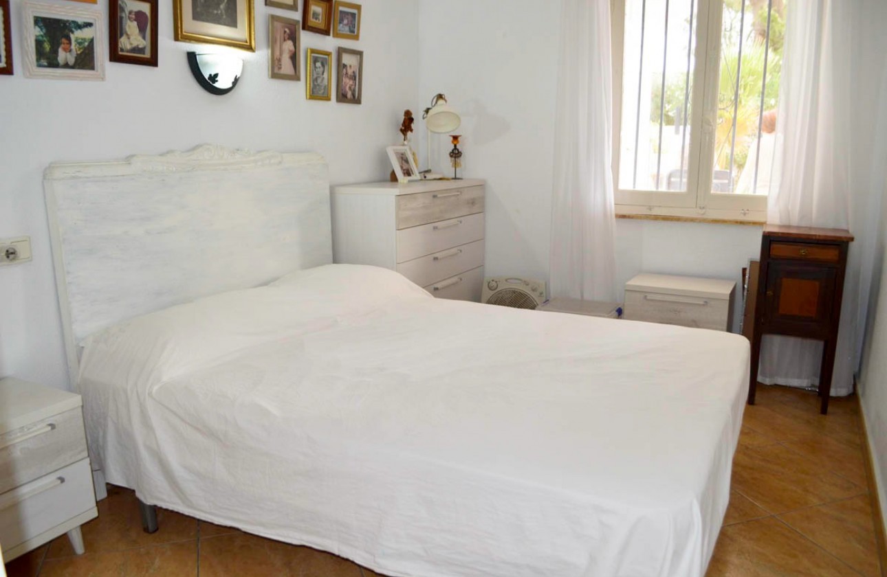 Sale - Chalet -
Denia - Montgó