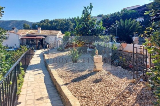 Sale - Chalet -
Benidoleig - Costa Blanca 