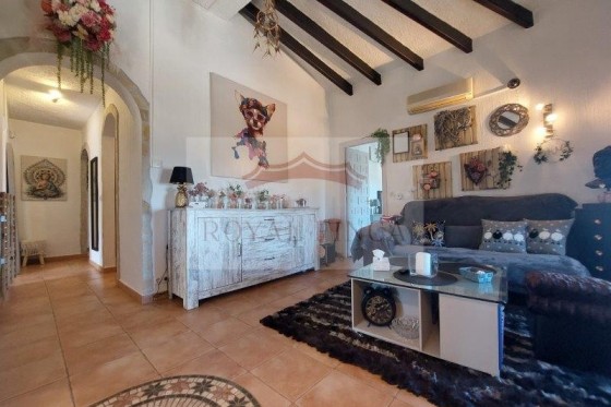 Sale - Chalet -
Benidoleig - Costa Blanca 