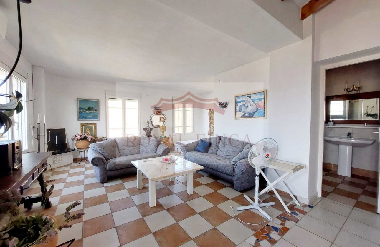 Venta - Chalet -
Els Poblets