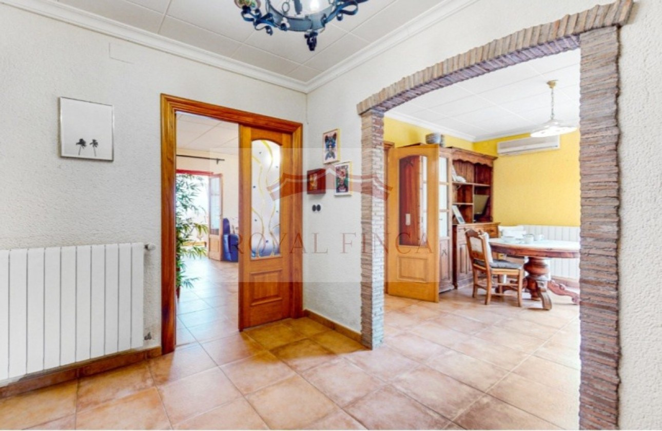 Sale - Chalet -
Orba