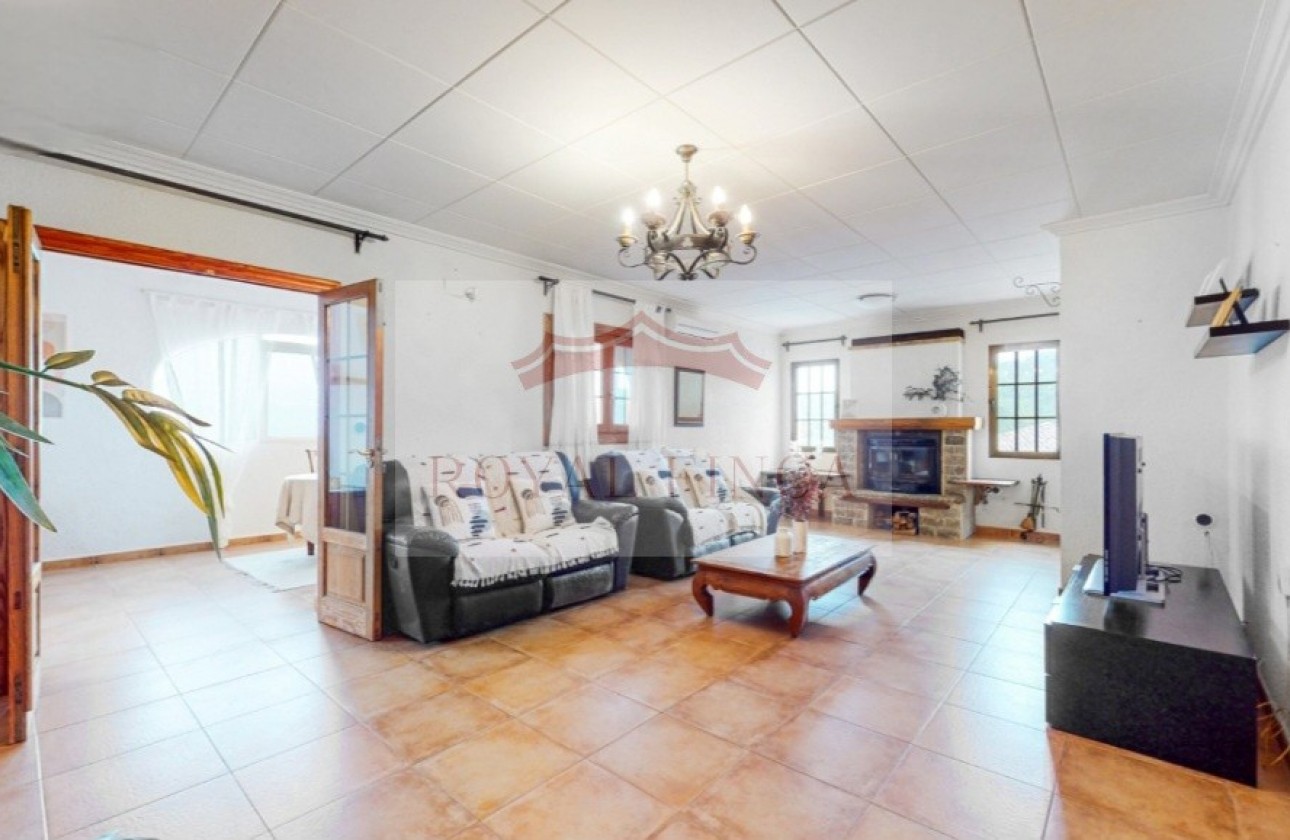 Sale - Chalet -
Orba