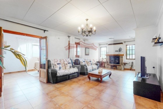 Sale - Chalet -
Orba