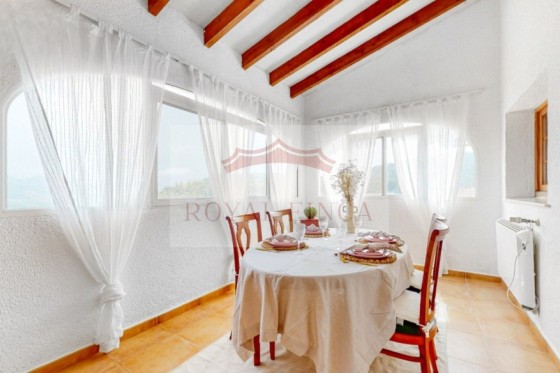 Sale - Chalet -
Orba