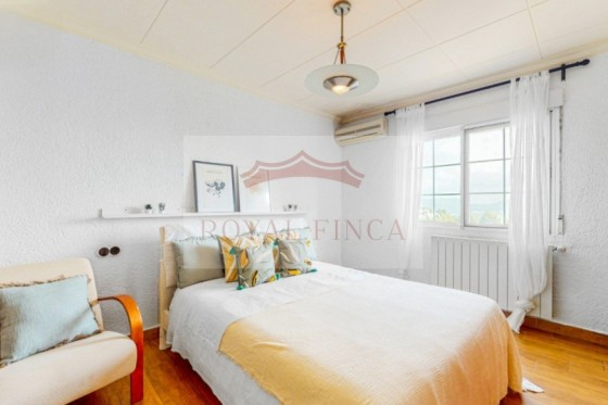 Sale - Chalet -
Orba