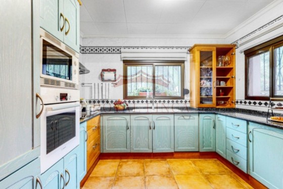 Sale - Chalet -
Orba