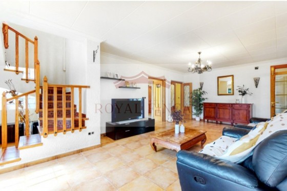 Sale - Chalet -
Orba