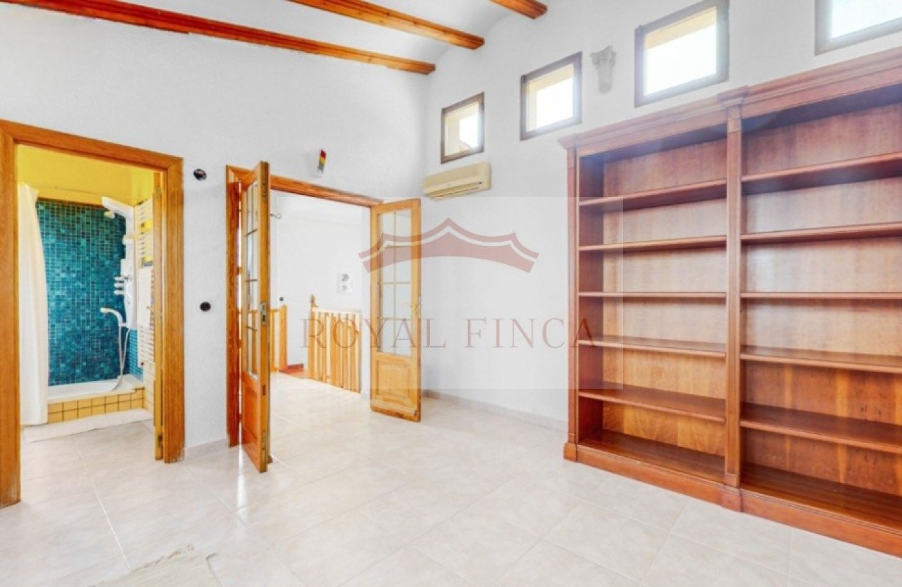 Sale - Chalet -
Orba