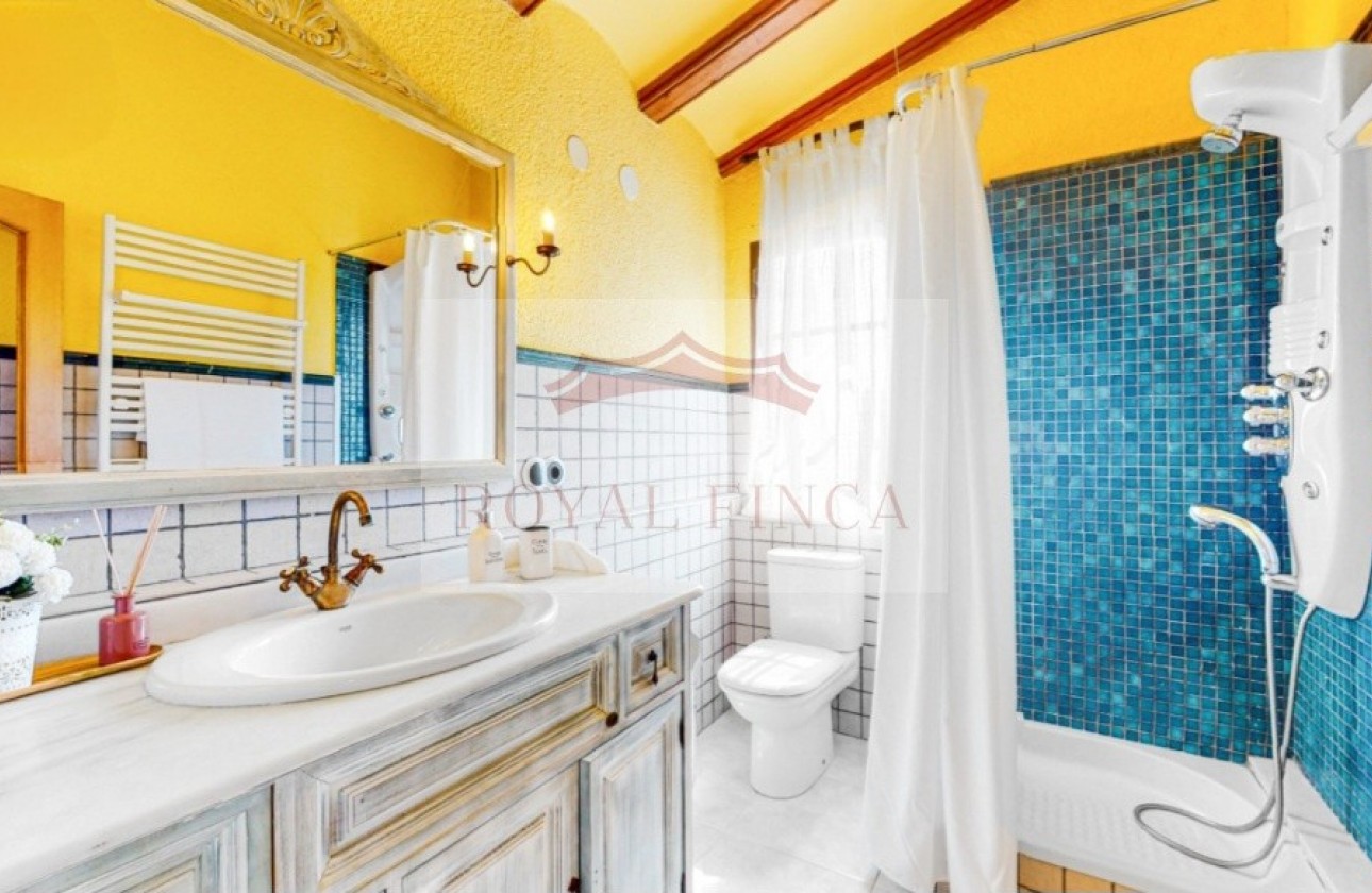 Sale - Chalet -
Orba