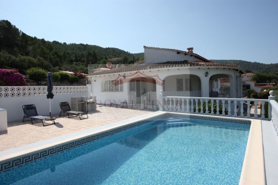 Venta - Chalet -
Orba