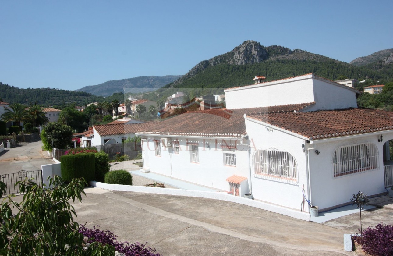 Venta - Chalet -
Orba