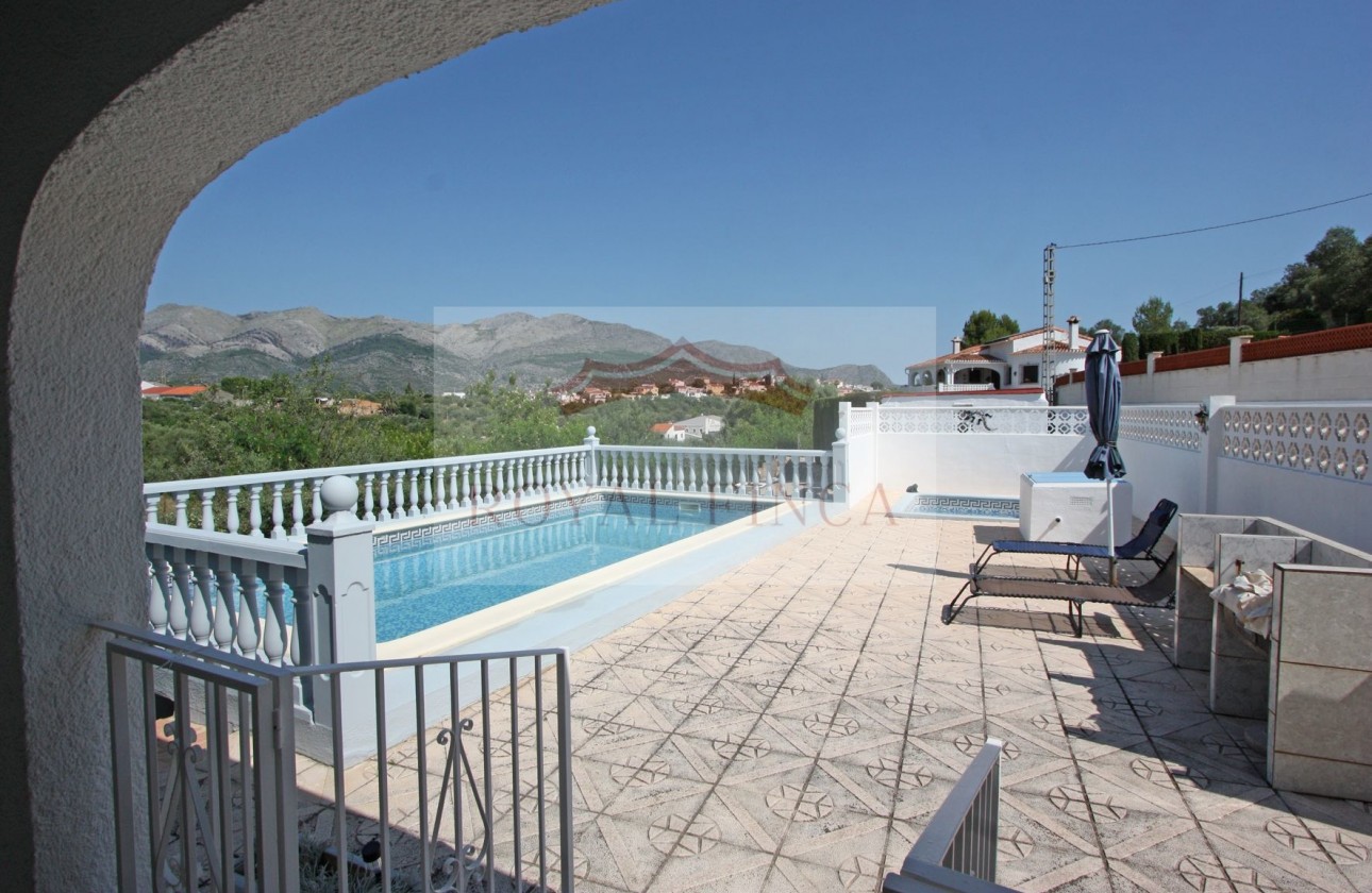 Venta - Chalet -
Orba