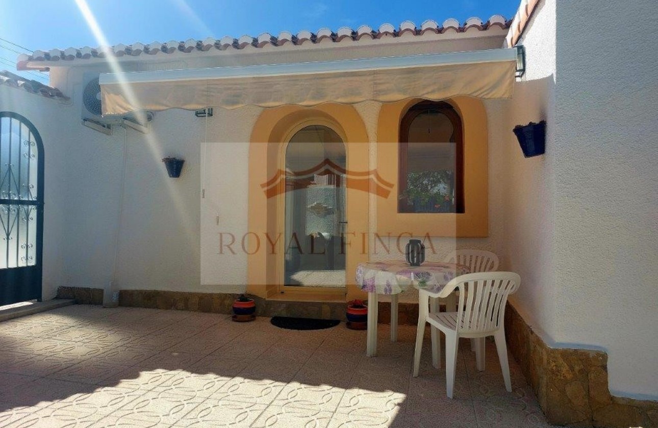 Sale - Chalet -
Benidoleig - Costa Blanca 