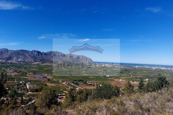 Sale - Chalet -
Benidoleig - Costa Blanca 