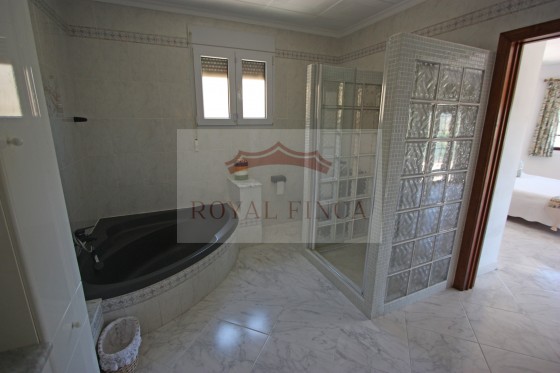 Resale - Chalet -
Orba