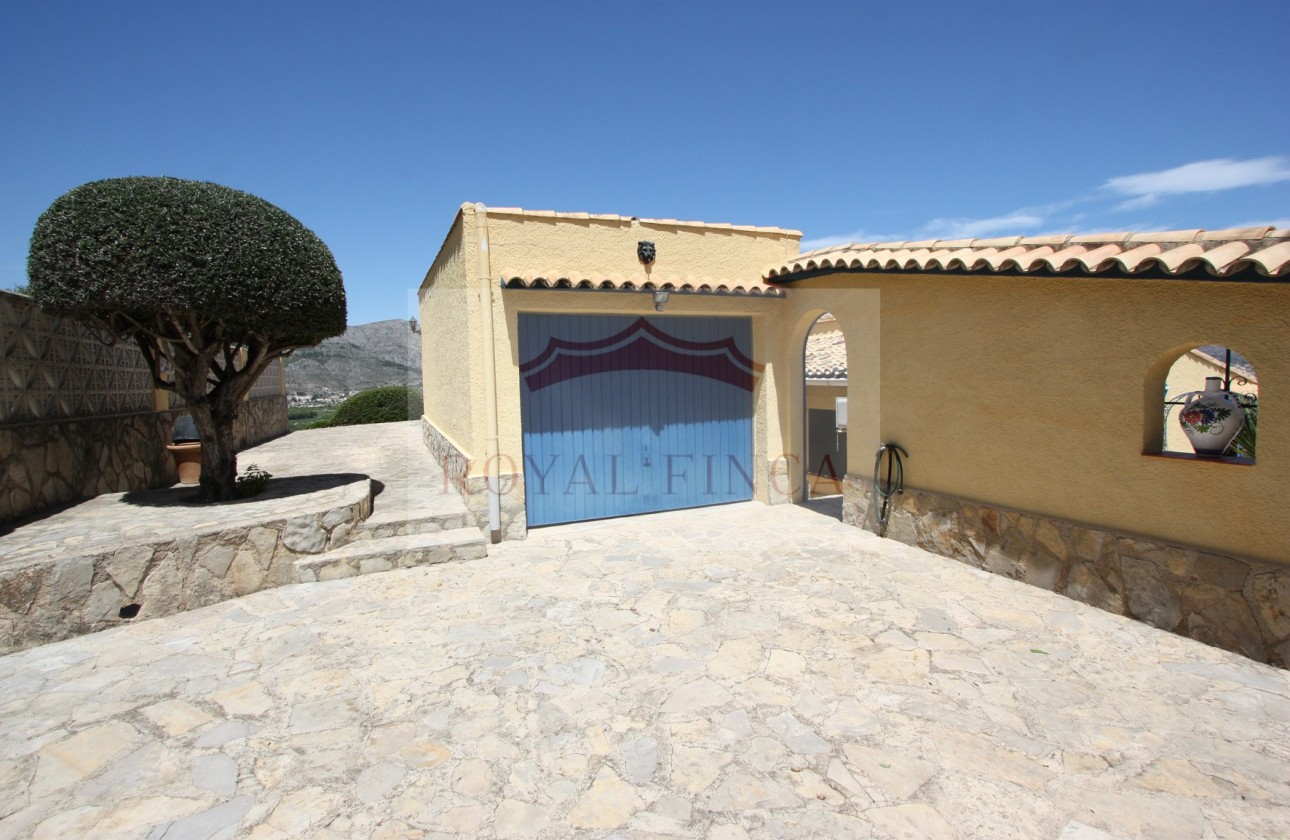 Resale - Chalet -
Orba