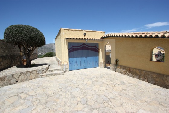 Resale - Chalet -
Orba