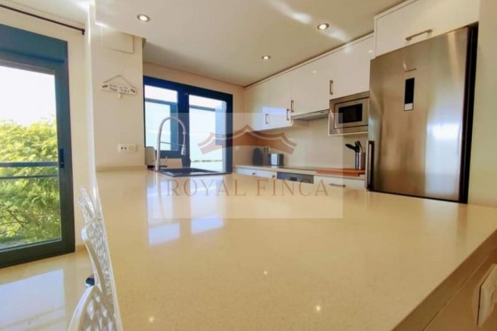 Revente - Chalet -
Orba