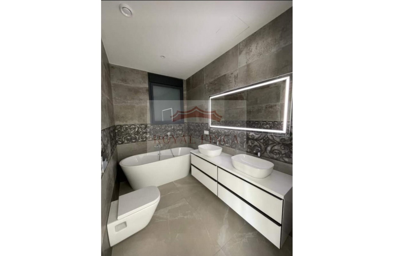 Revente - Chalet -
Orba