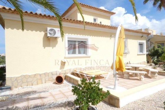 Resale - Chalet -
El Ràfol D'Almúnia