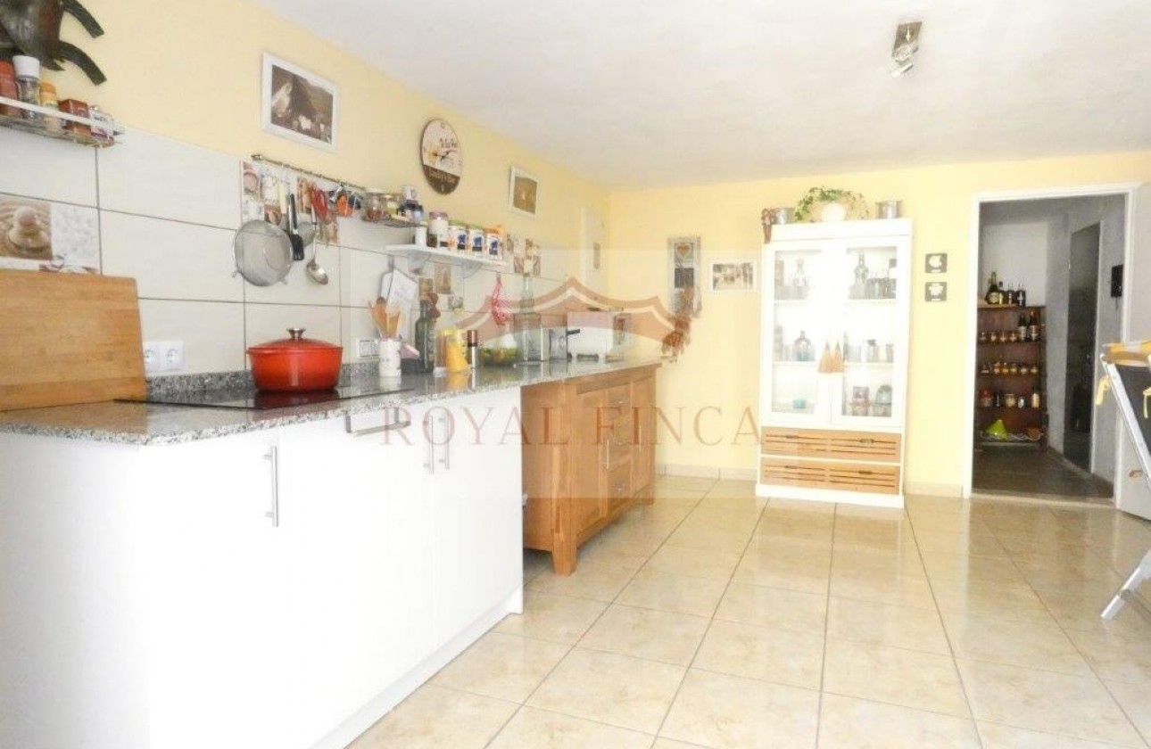 Resale - Chalet -
El Ràfol D'Almúnia