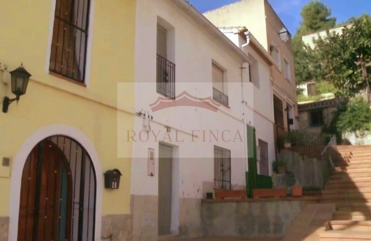 Resale - Chalet -
El Ràfol D'Almúnia