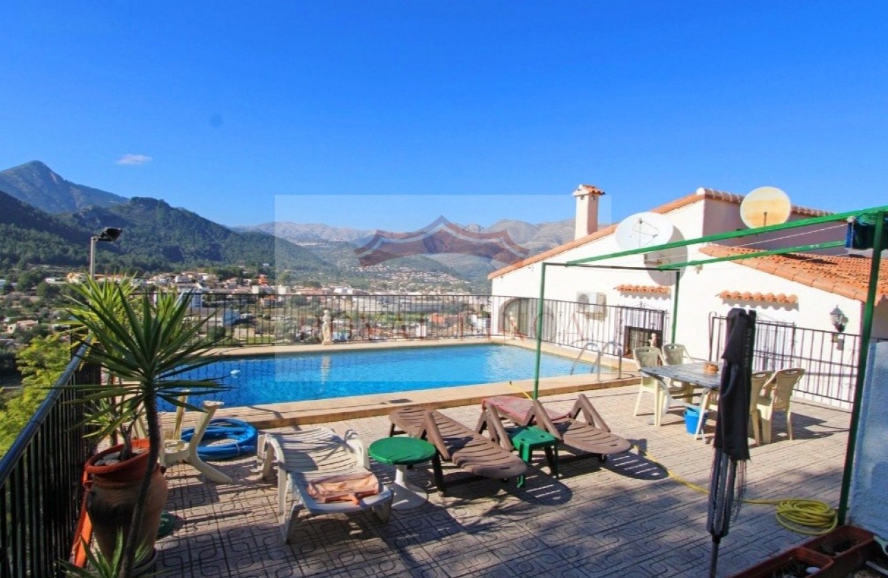 Revente - Chalet -
Orba