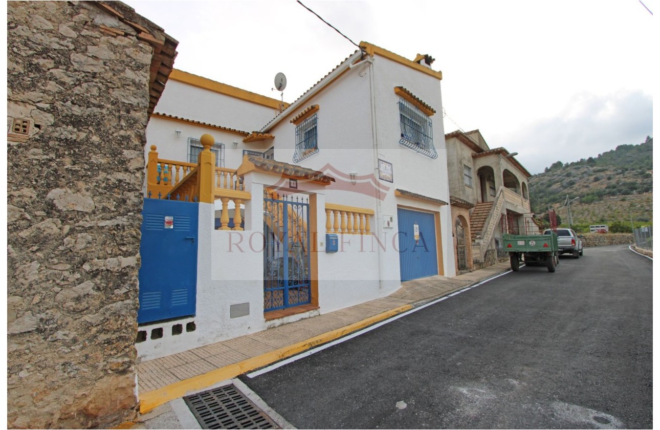 Sale - Townhouse -
Ràfol D'Almúnia