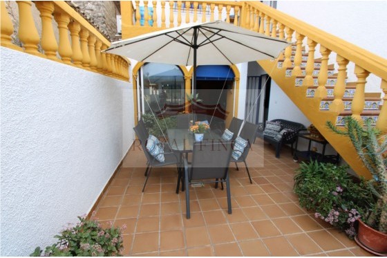 Sale - Townhouse -
Ràfol D'Almúnia