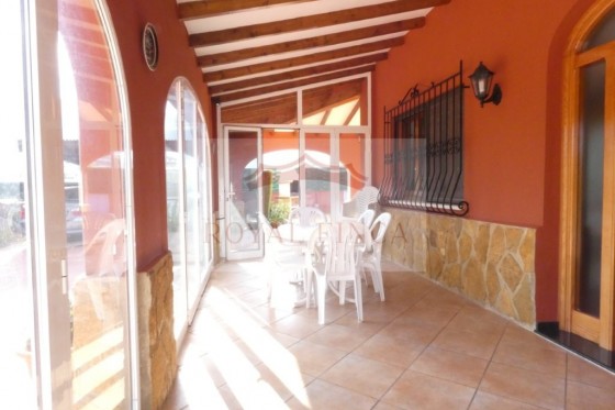 Sale - Chalet -
Pedreguer