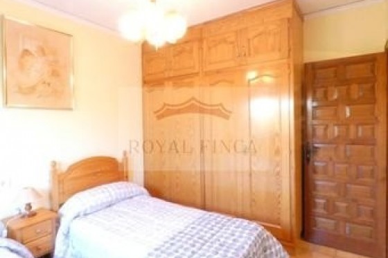 Sale - Chalet -
Pedreguer
