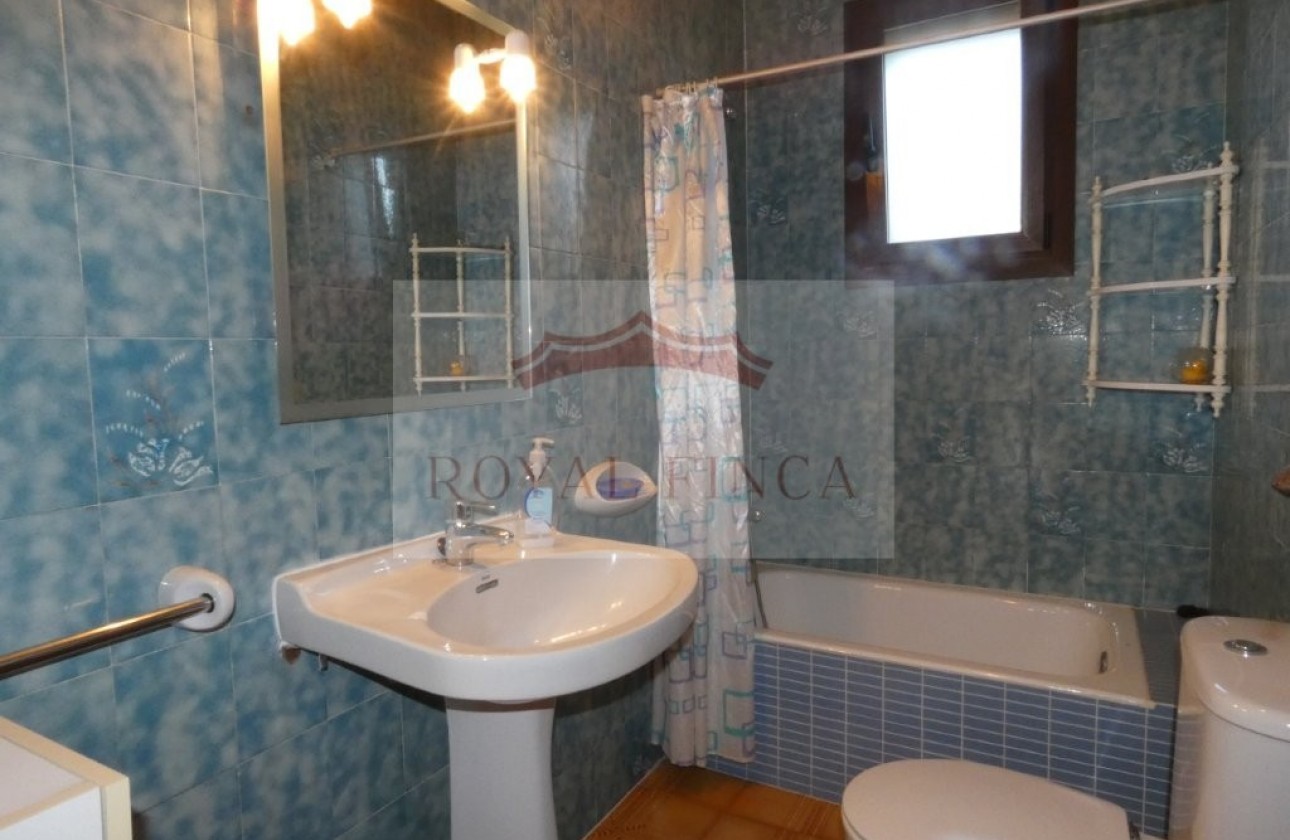 Sale - Chalet -
Pedreguer