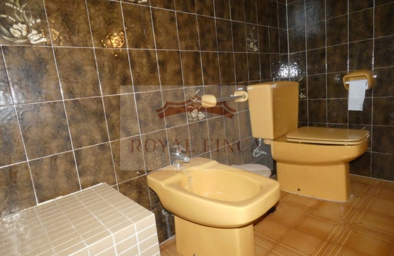 Sale - Chalet -
Pedreguer