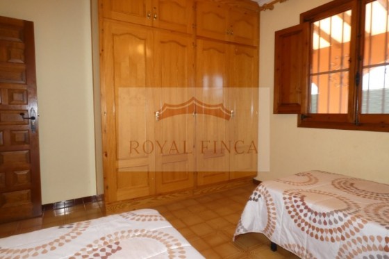 Sale - Chalet -
Pedreguer