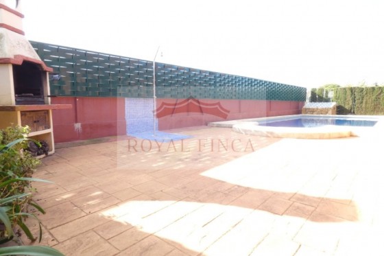 Sale - Chalet -
Pedreguer