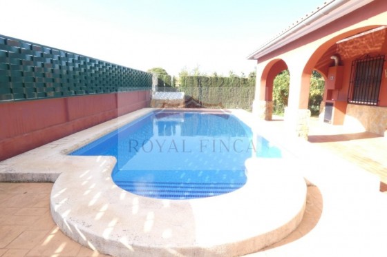 Sale - Chalet -
Pedreguer