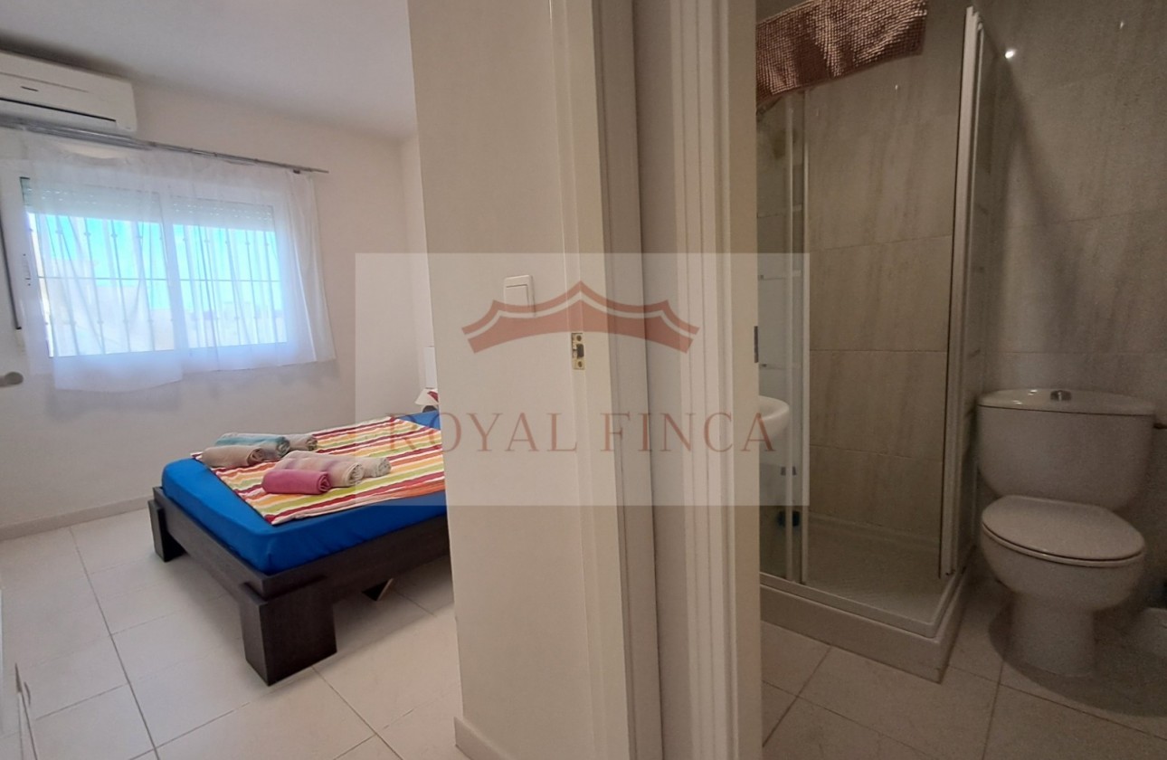 Sale - Apartment / flat -
Denia - Center