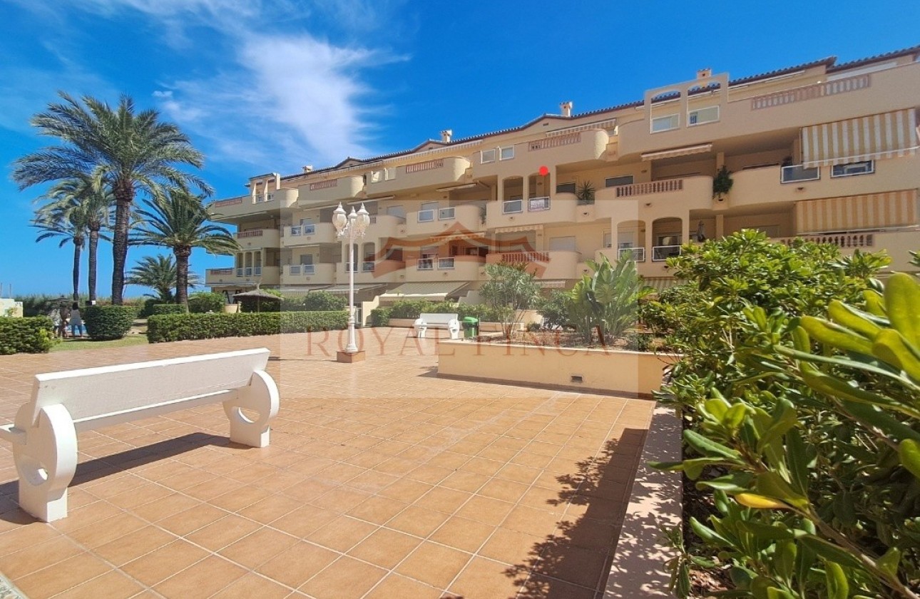 Sale - Apartment / flat -
Denia - Center