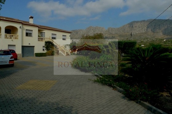 Resale - Chalet -
Beniarbeig