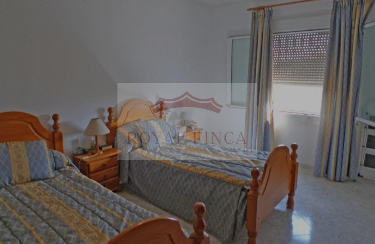 Resale - Chalet -
Beniarbeig